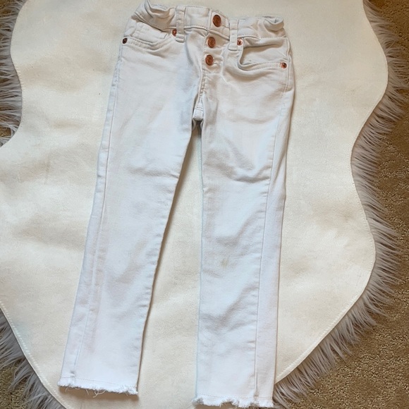Cat & Jack white jeans 4 - Picture 1 of 4